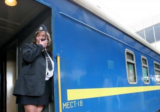 Новость - Транспорт и инфраструктура - Успеешь доехать: Укрзалинзныця ко Дню конституции добавила больше поездов