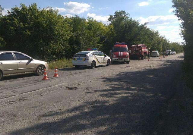 Новость - События - ДТП под Запорожьем: перевернулся автомобиль с военными, один человек погиб