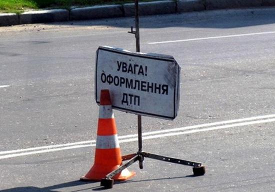 Новость - События - Вылетел на встречную в устроил ДТП: в Запорожской области столкнулись два автомобиля, погибла женщина