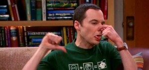 Кошмар сладкоежки: запорожанка обнаружила в конфете неизвестный предмет