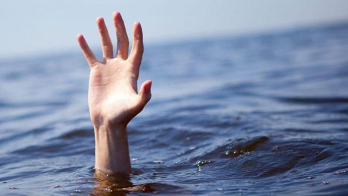 Новость - События - "Отпраздновали": во время шторма в Кирилловке утонул мальчик