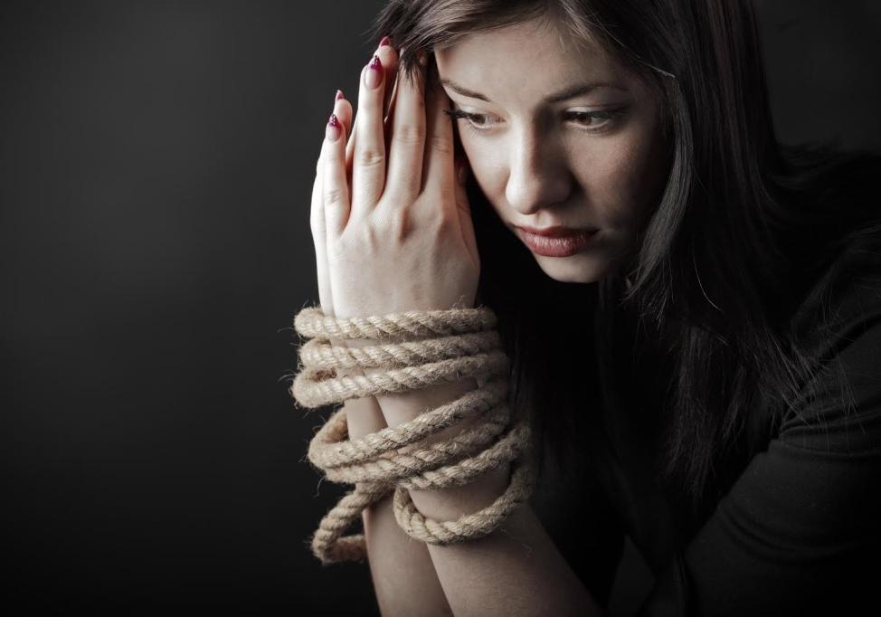 Новость - События - Полиция задержала 18-летнюю запорожанку, которая отправляла девушек в секс-рабство в другие страны