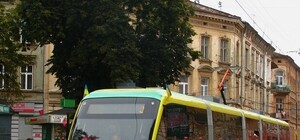 Квадратики, квіточки, смужки: як виглядатиме громадський транспорт Львова