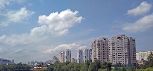 В Киеве застройщик перекрыл доступ к набережной озера