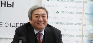 По данным экзит-пуллов лидирует Александр Син