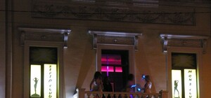 Амстердам: в центре Одессы памятник архитектуры превратили в бордель