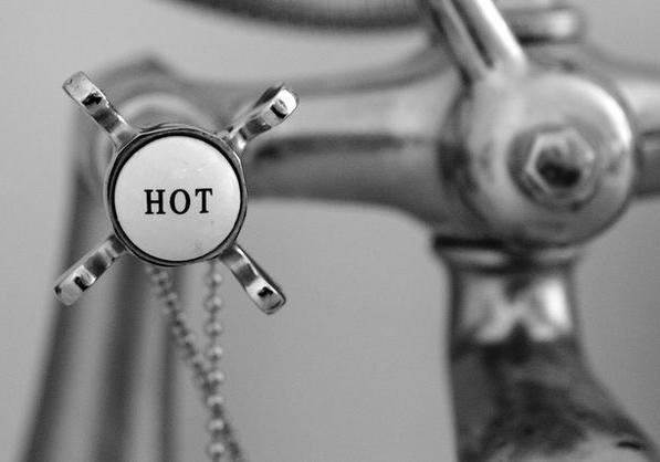 Новость - Коммуналка - Придется потерпеть: в Вознесеновском районе отключили горячую воду (список адресов)
