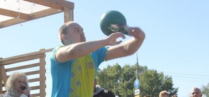 Прославился на всю страну: запорожский спортсмен установил всеукраинский рекорд