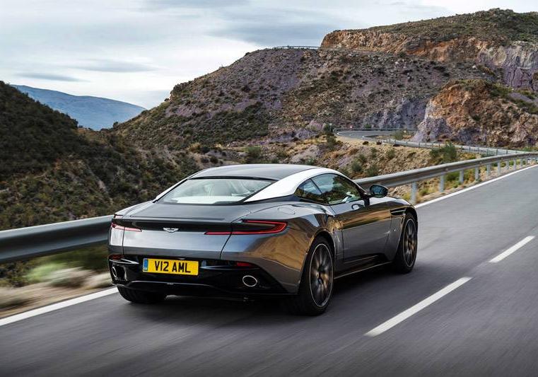 Новость - События - Как у Джеймса Бонда: неизвестный запорожец приобрел элитное авто Aston Martin