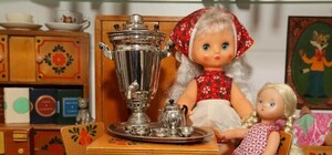 Барбі нервово курить збоку: у Львові відкрили музей радянських іграшок