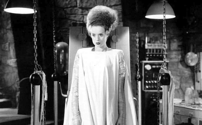 Россиянин перевозил труп жены как живого человека. Кадр из фильма "Невеста Франкенштейна" (1935)