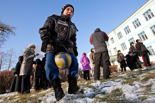 Футболисты сыграют с детками в футбол и расскажут про волшебный мир профессий
Фото http://varlamov.me