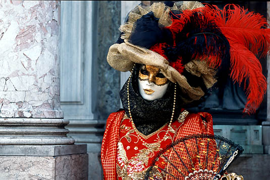 Запорожцы станут участниками настоящего бала-маскарада
Фото http://www.travelforlife.ru