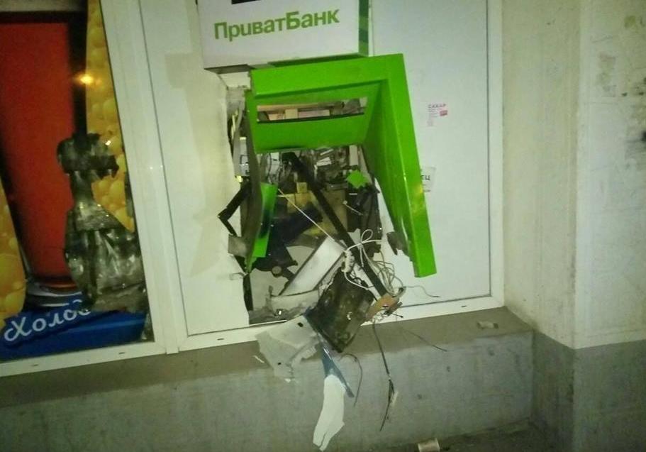 Подорвали банкомат в Запорожье. Фото: Мария Соболевская