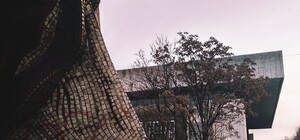 Забыть Дніпровські хвилі: город без идентичности