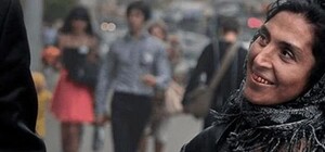 Попалась: на Позняках цыганка пыталась обокрасть школьницу