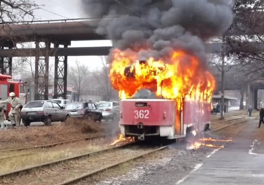 На Кичкасе горел трамвай. Фото: youtube.com