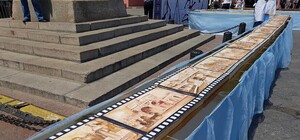 Дни Европы: одесситов угощали 50-метровым тортом