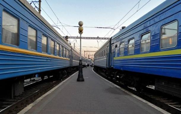 В Геническ пошел не двухэтажный поезд. фото с сайта "Укрзалізниці"