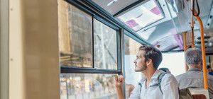 В субботу набережную перекроют: узнай, как будут ходить маршрутки и троллейбусы