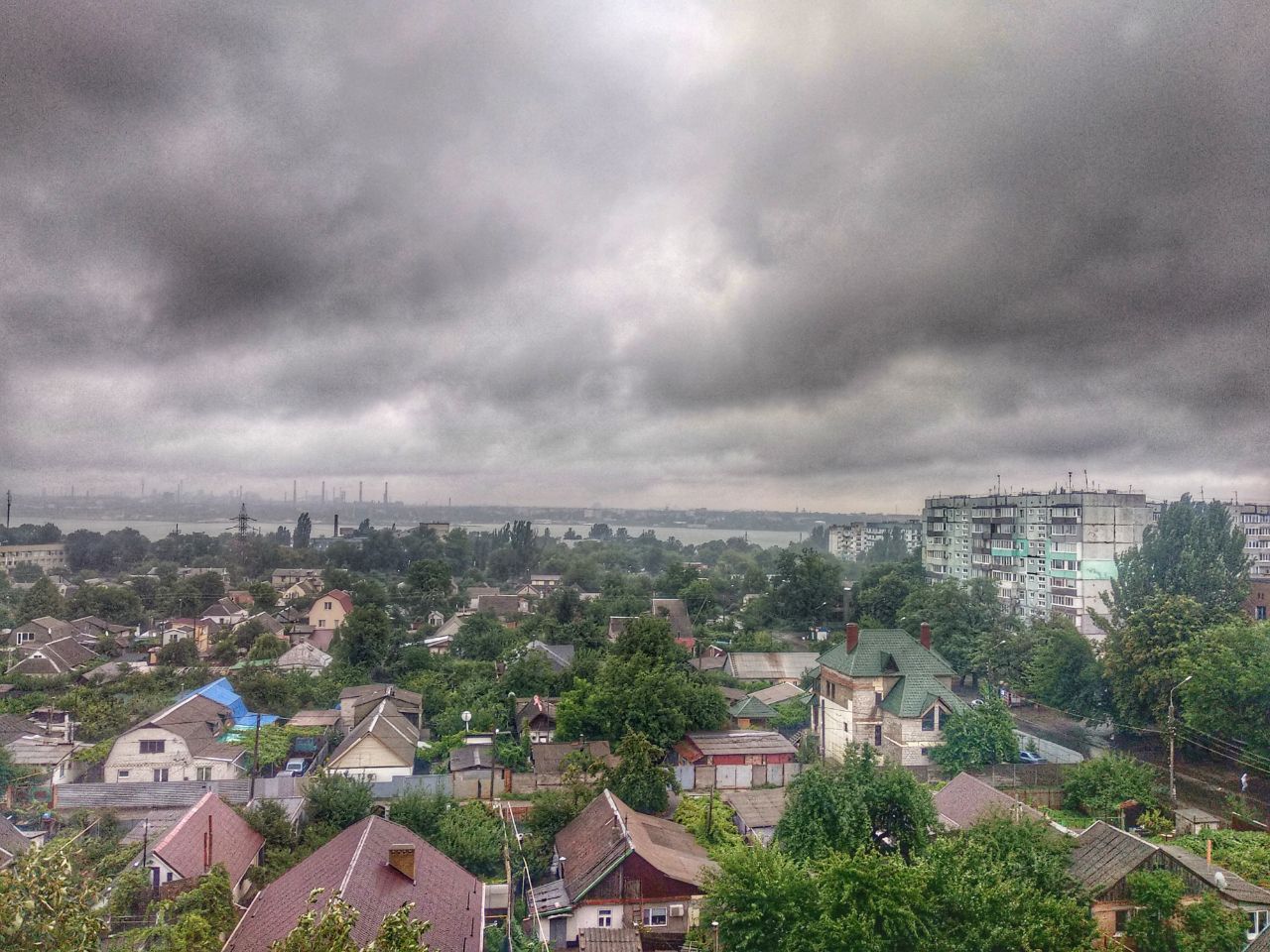 Непогода в Запорожье. фото: Анна Покровская