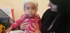 Привезли на заработки: в Одессе две горе-матери заставляли маленьких детей попрошайничать