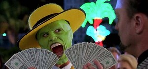 По-богатому: для сквера на Сумской закупят лавки по 20 тысяч