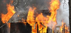 Сгорела заживо: под Запорожьем старушка погибла в собственном доме