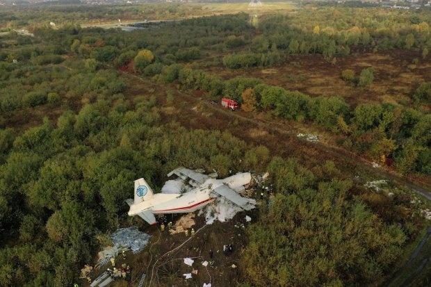Падение самолета возле Львова: один из выживших - инженер из Запорожья / фото: Fb Панорами з неба.