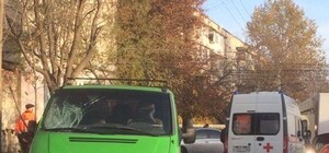 Пострадавший в тяжелом состоянии: подробности ДТП с дворником в Симферополе