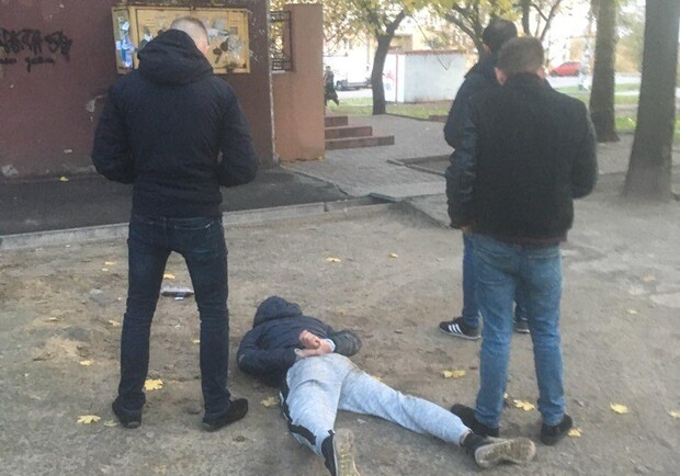 В Запорожье на Гагарина напали на полицейских / фото: ГУНП