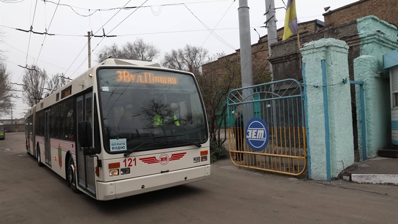 Новый европейский троллейбус вышел на маршрут. Фото: горсовет