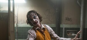 Психически болен: на Русановке маньяк избивает женщин