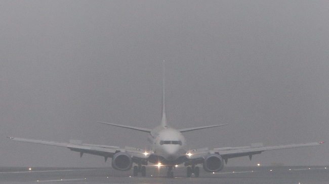 Туман нарушил работу запорожского аэропорта. Фото: a-tv.md