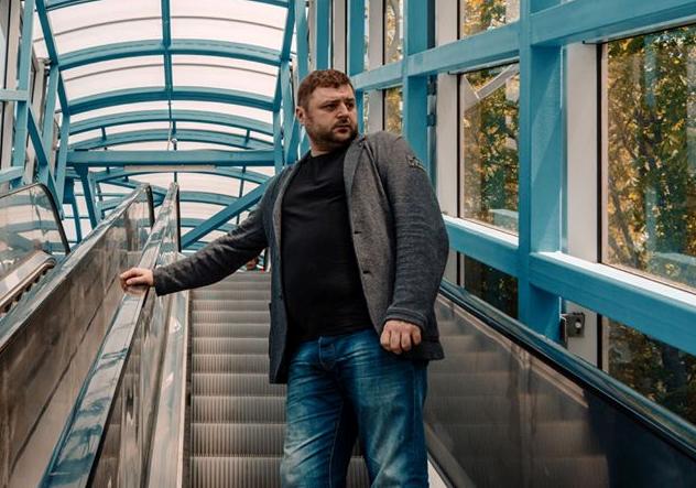 Обещать не значит жениться: свадьбы с моделью не будет, заммэра Днепра сообщил, что он в отношениях