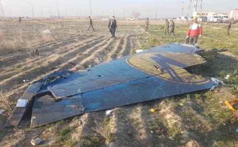 Новость - События - Авиакатастрофа в Иране: появились новые видео момента взрыва самолета