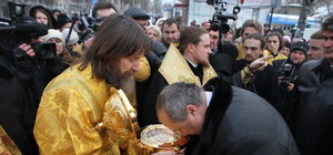 В Запорожье встретили мощи Святителя Николая