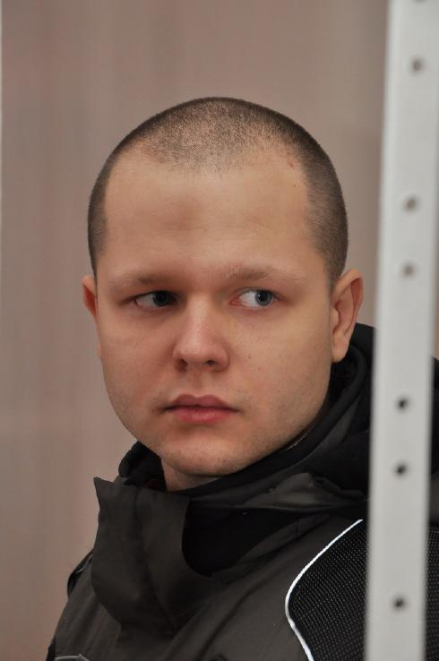 Эдуарда андрющенко отказались выпускать из-под ареста.
Фото Павла Веселкова.