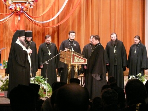 Священники Запорожской епархии приносят присягу.
Фото пресс-службы Запорожской епархии