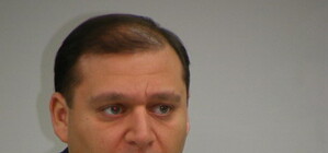 Добкин проверит супермаркеты и рынки