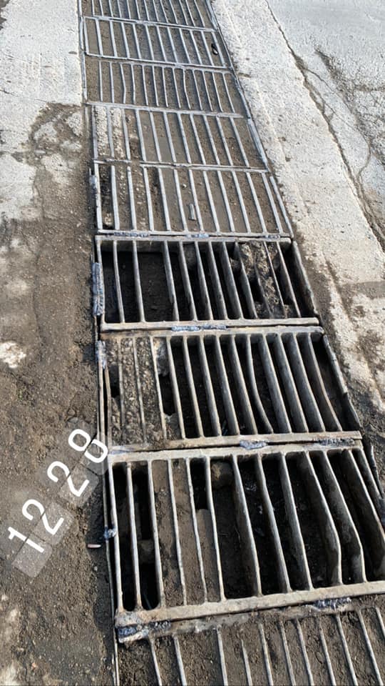 Можно остаться без колес: по дороге на Бабурку появилась "ловушка" для машин фото 2 1