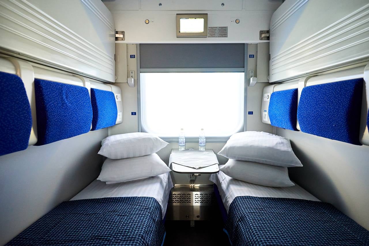 Вот так выглядит купе в обновленном вагоне / фото: Укрзалізниця