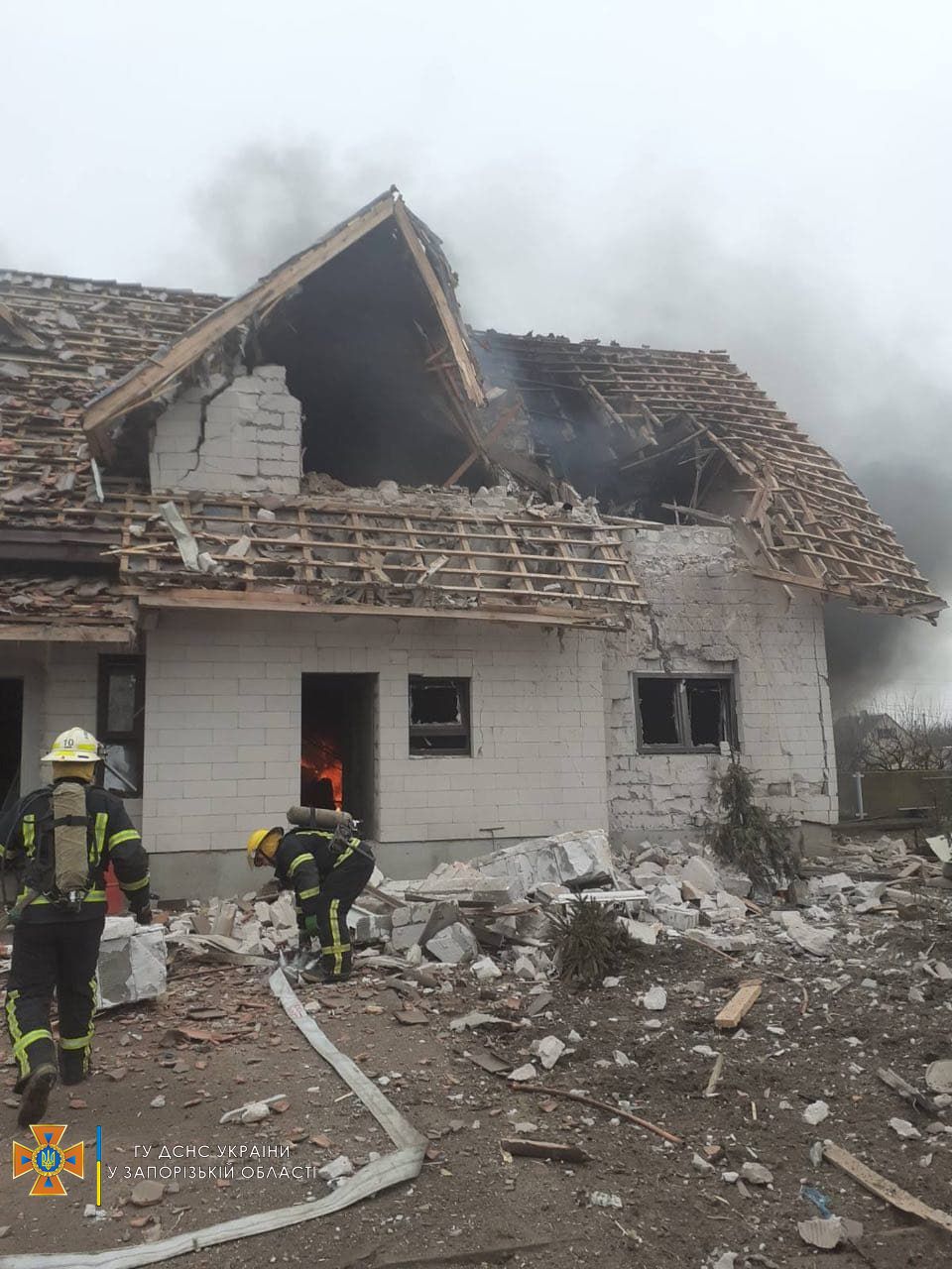 Обстрелы в Мелитополе: среди пострадавших &ndash; ребенок фото 1