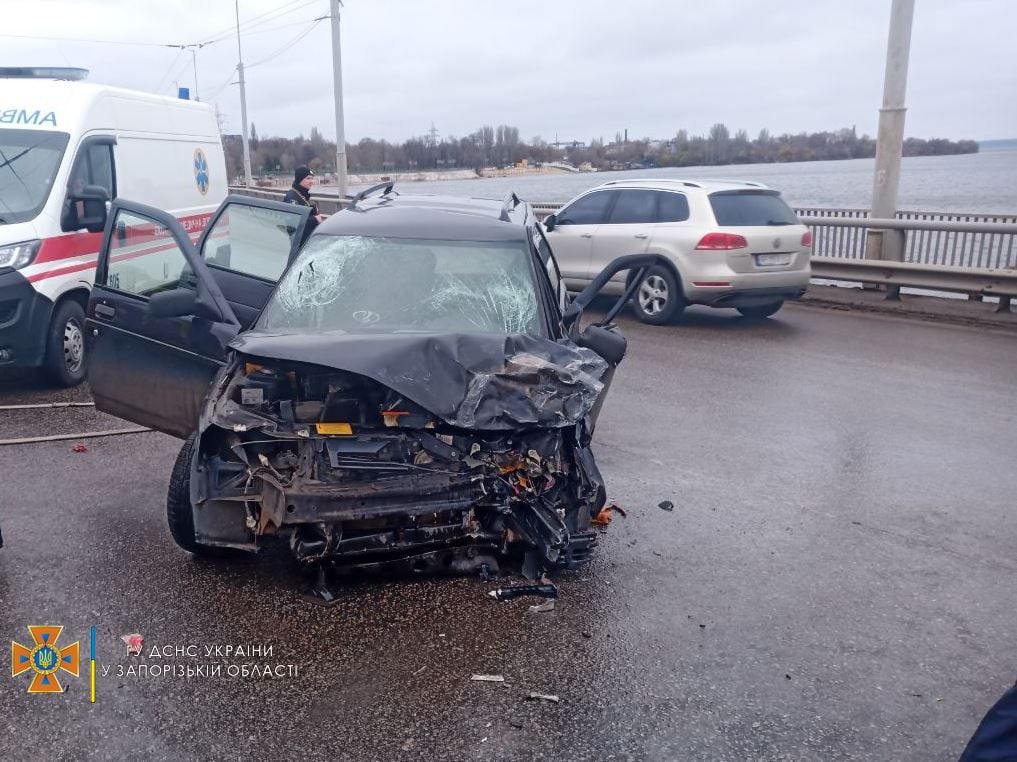 Внаслідок ДТП постраждали 7 людей.- || фото: facebook.com/DSNSZP