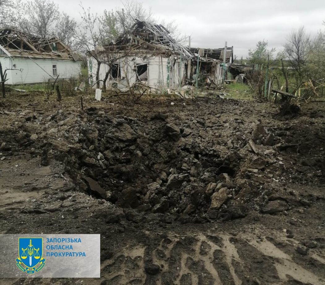 Оккупанты нанесли авиаудары по Гуляйполю в Запорожской области: трое людей ранены фото 3 2