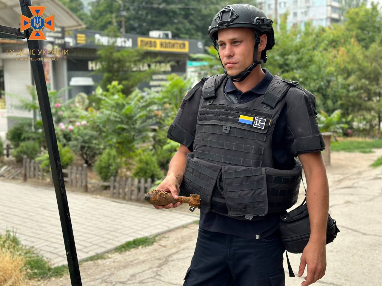 У Запоріжжі на зупинці знайшли міну &ndash;