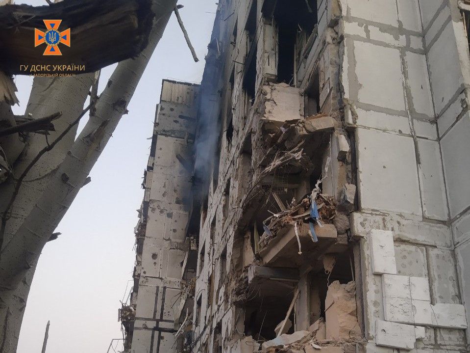 Последствия вражеских обстрелов по Орехову -