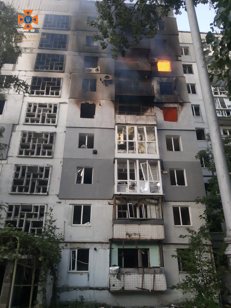 Последствия вражеских обстрелов по Орехову -