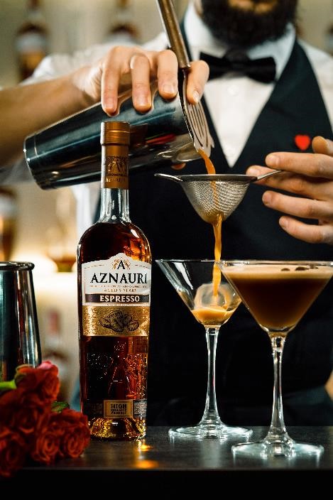 .Здивуй свою кохану на День закоханих найсмачнішими коктейлями