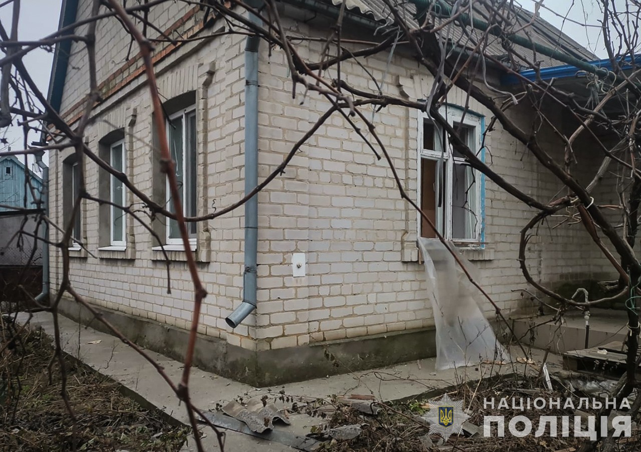 В полиции показали последствия вражеских обстрелов Запорожской области - || фото: zp.npu.gov.ua